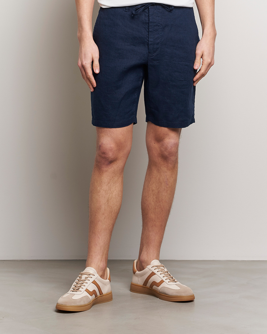 Mies | Pellavashortsit | GANT | Relaxed Linen Drawstring Shorts Marine