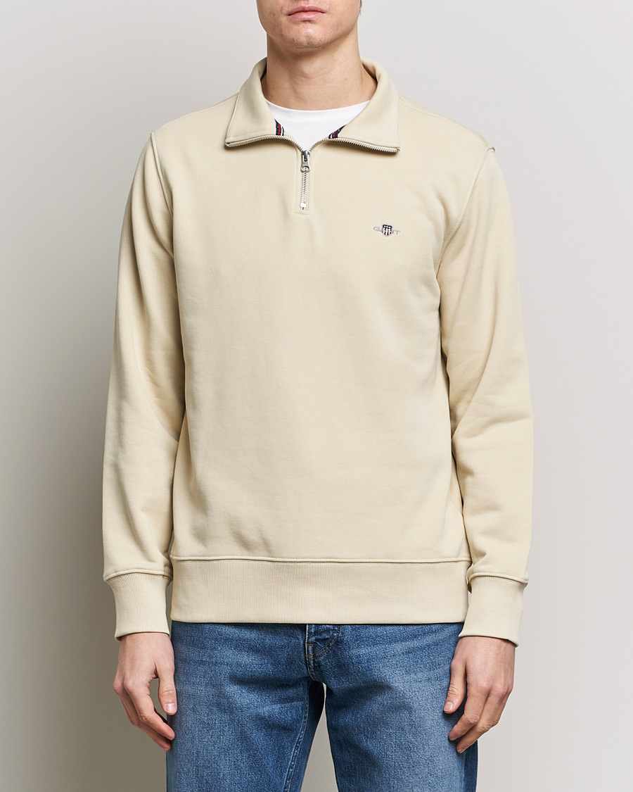 Mies | Puserot | GANT | Original Shield Half Zip Sweater Silky Beige