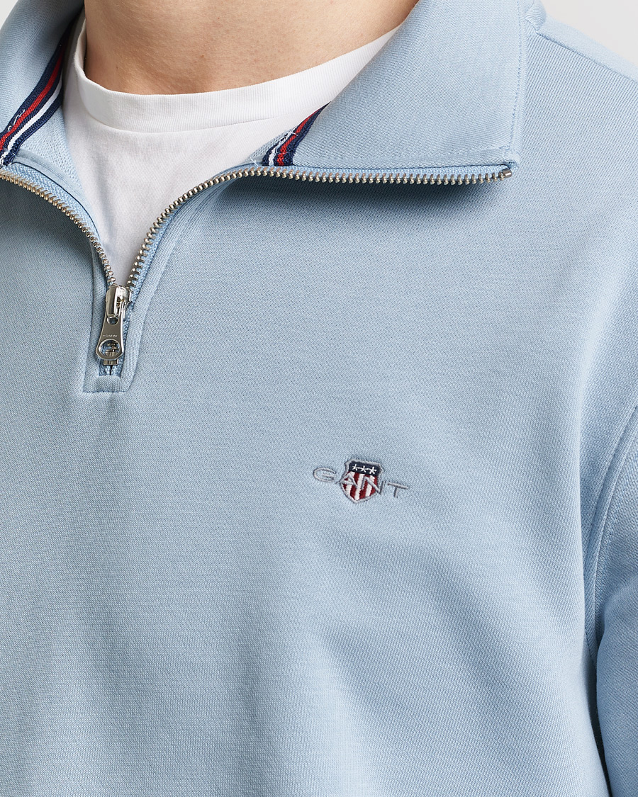 Mies | Puserot | GANT | Original Shield Half Zip Sweater Dove Blue