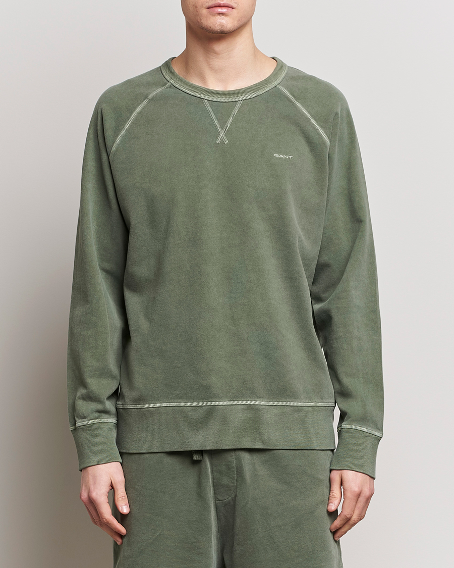 Mies | Puserot | GANT | Sunbleached Crew Neck Sweatshirt Pine Green