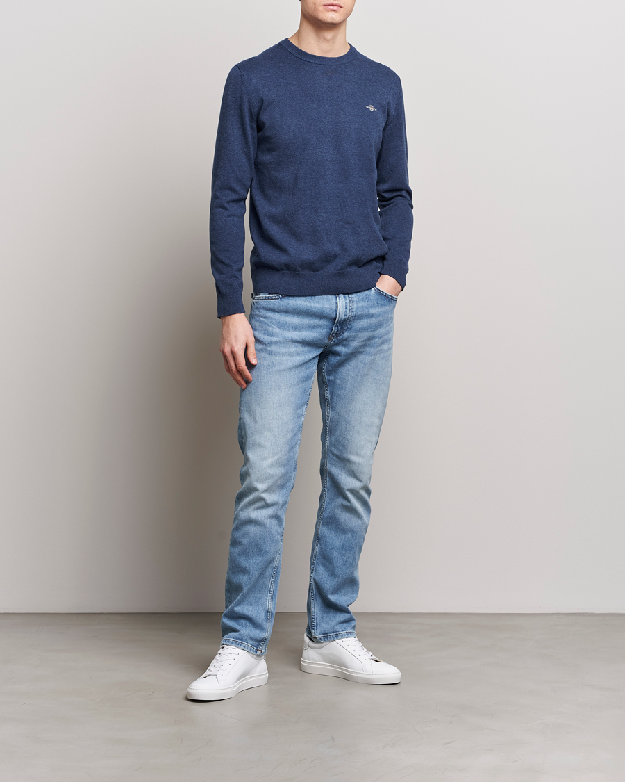 Mies | Puserot | GANT | Classic Cotton Crew Neck Dark Jeans Blue Melange