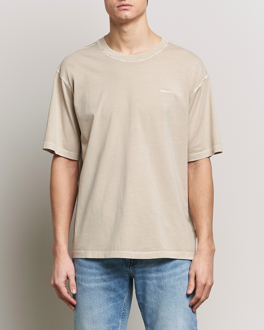 Mies | Lyhythihaiset t-paidat | GANT | Sunbleached T-Shirt Silky Beige