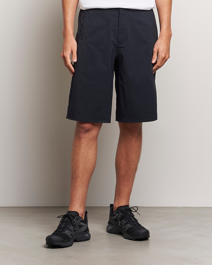 Mies | Shortsit | Arc'teryx Veilance | Spere Lightweight Water Repellent Shorts Black