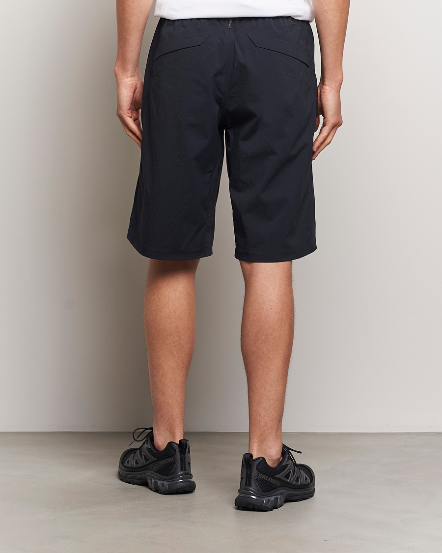 Mies | Shortsit | Arc'teryx Veilance | Spere Lightweight Water Repellent Shorts Black