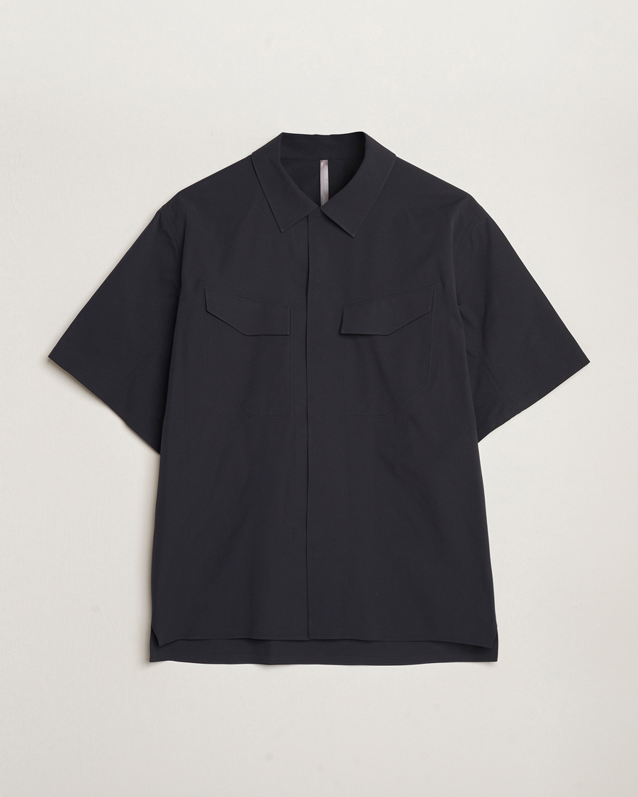 Mies | Kauluspaidat | Arc'teryx Veilance | Field Short Sleeve Shirt Black