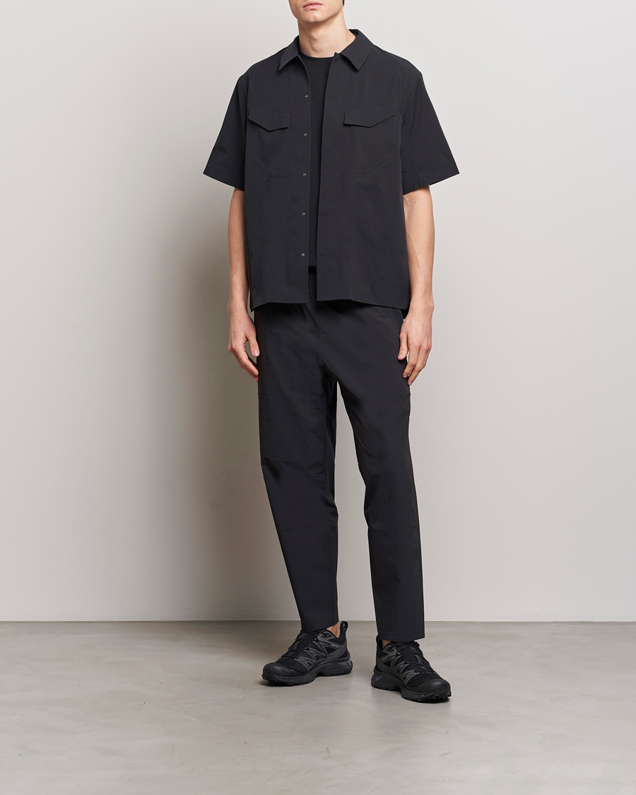 Mies | Kauluspaidat | Arc'teryx Veilance | Field Short Sleeve Shirt Black