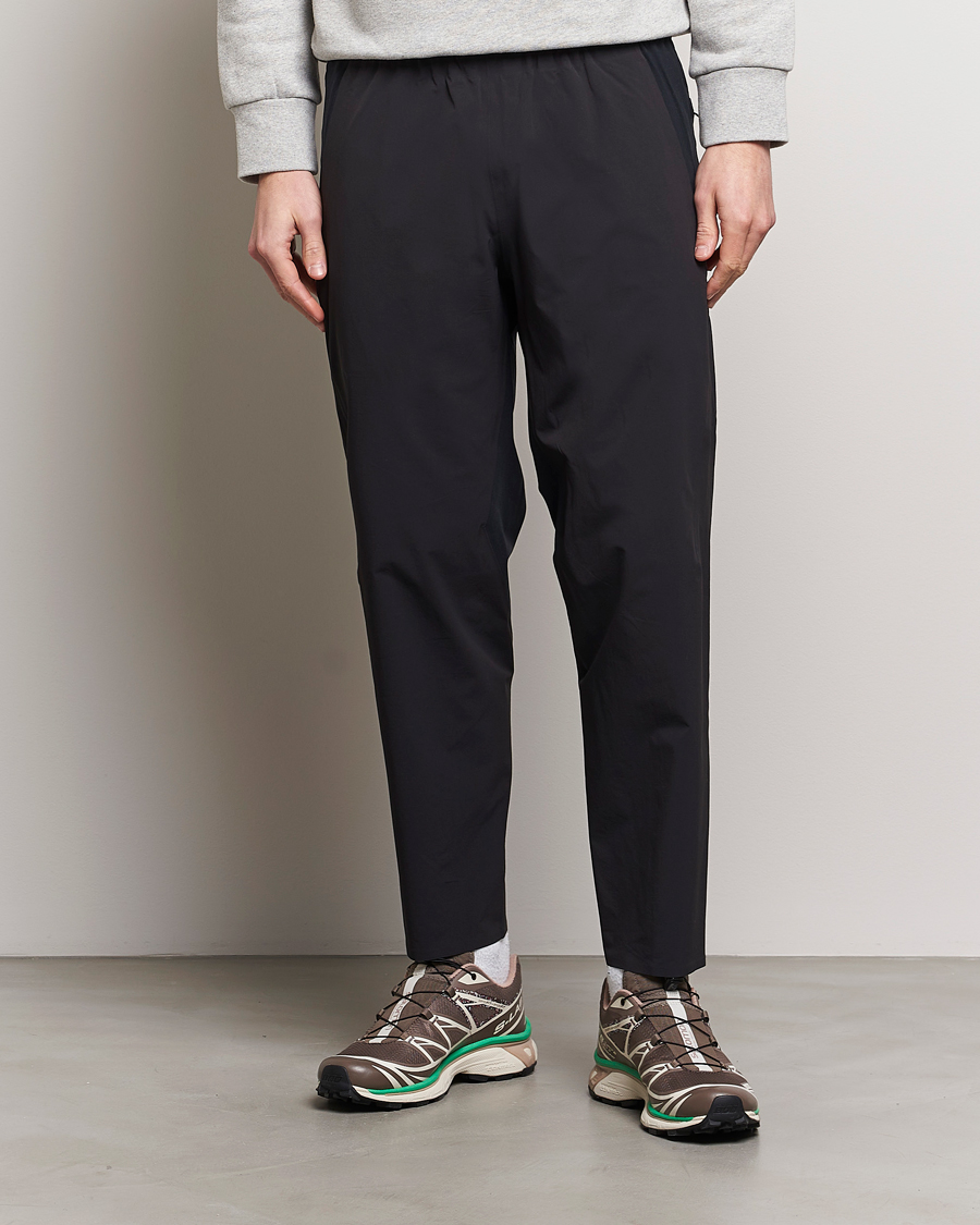 Mies | Housut | Arc'teryx Veilance | Secant Lightweight Casual Pants Black