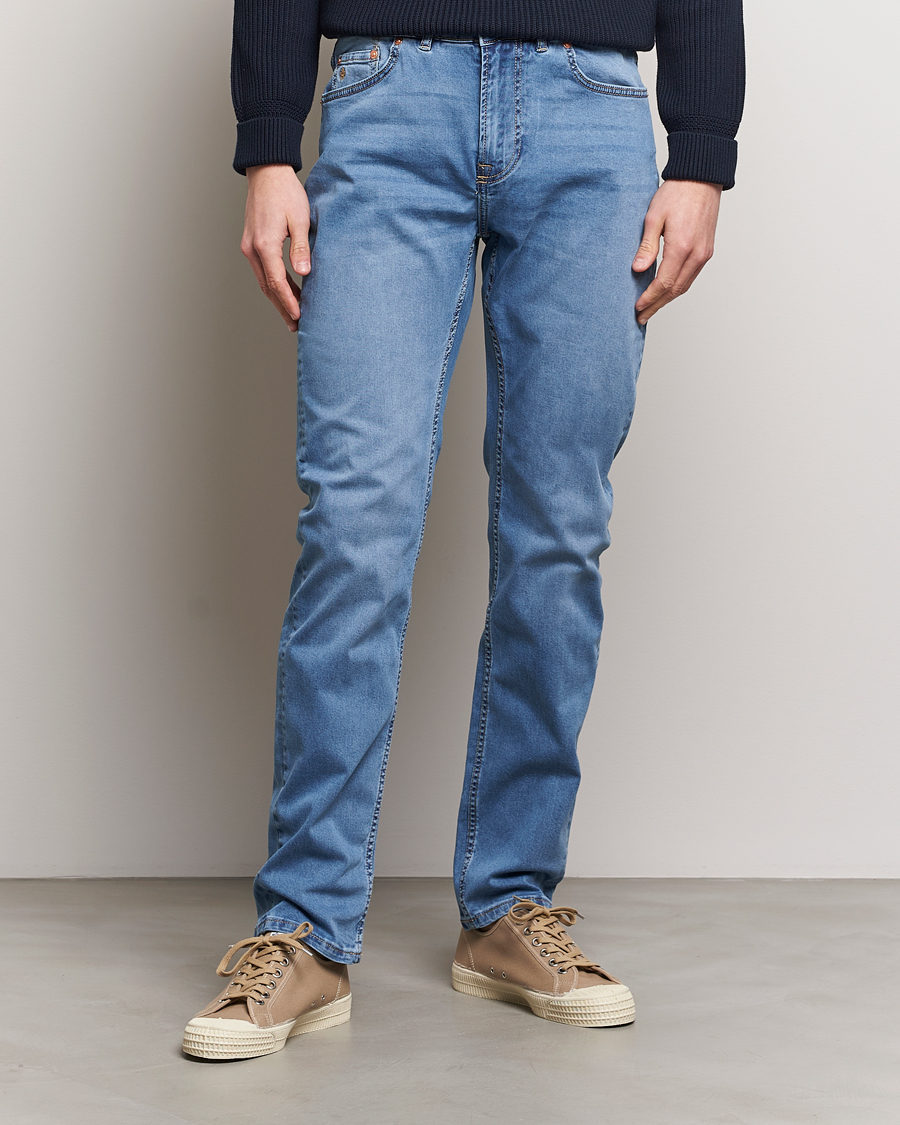 Mies | Farkut | Morris | James Satin Jeans Light Blue