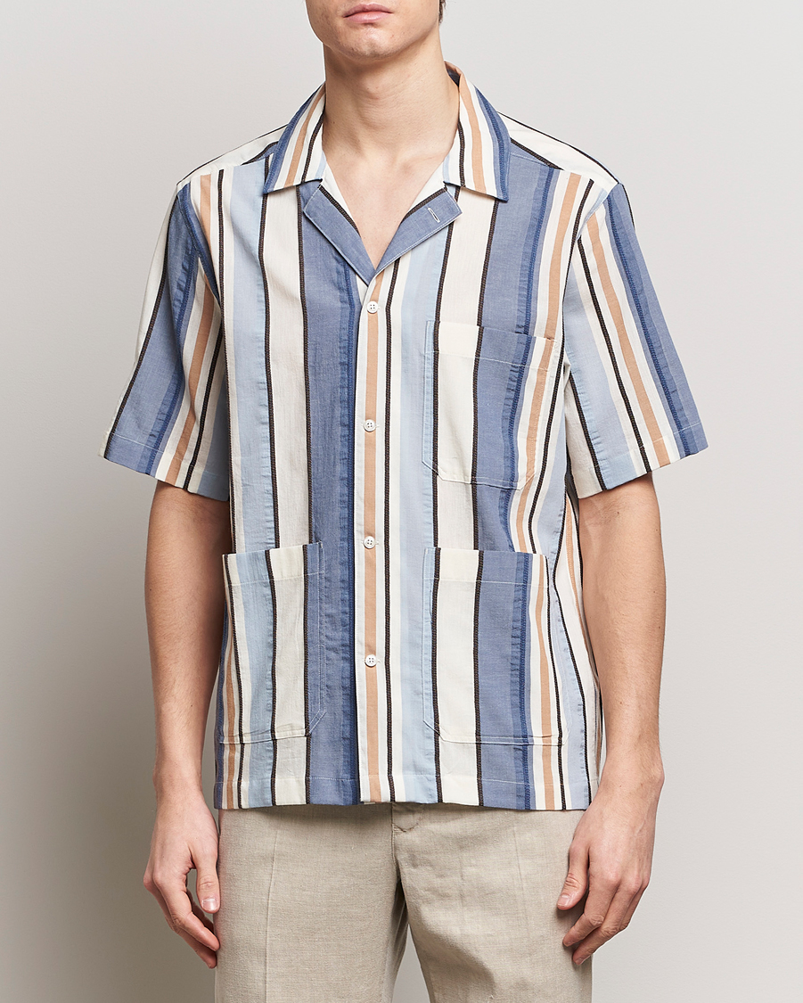 Mies | Lyhythihaiset kauluspaidat | Oscar Jacobson | Hanks Short Sleeve Striped Cotton Shirt Multi