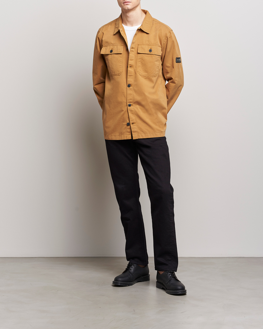 Mies | Kauluspaidat | Barbour International | Adey Cotton Pocket Overshirt Desert