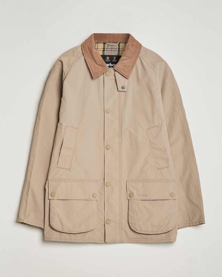 Mies | Takit | Barbour Lifestyle | Ashby Showerproof Jacket Timberwolf