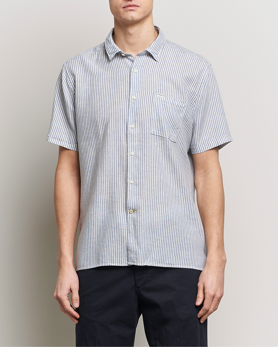 Mies | Best of British | Barbour Lifestyle | Deerpark Short Sleeve Regular Fit Summer Shirt Navy