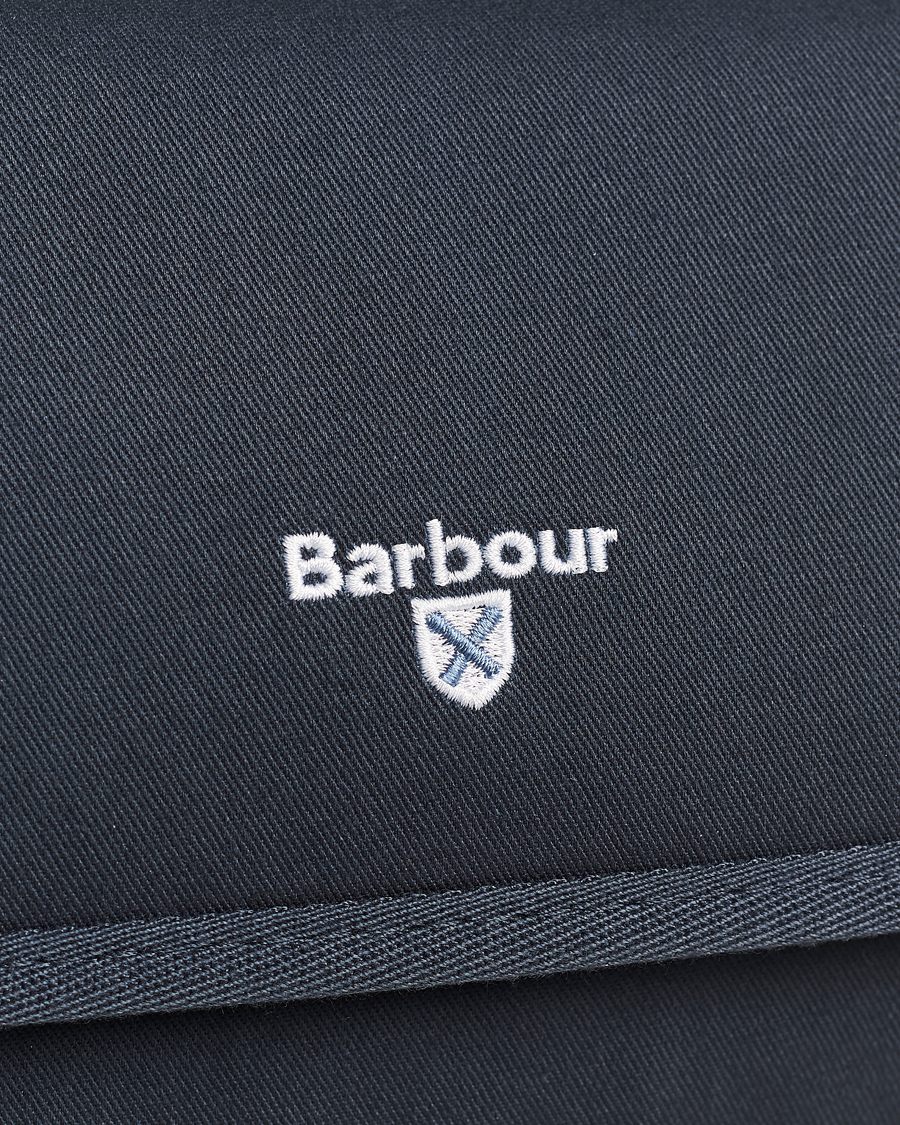 Mies | Barbour Lifestyle Cascade Hanging Washbag Navy | Barbour Lifestyle | Cascade Hanging Washbag Navy