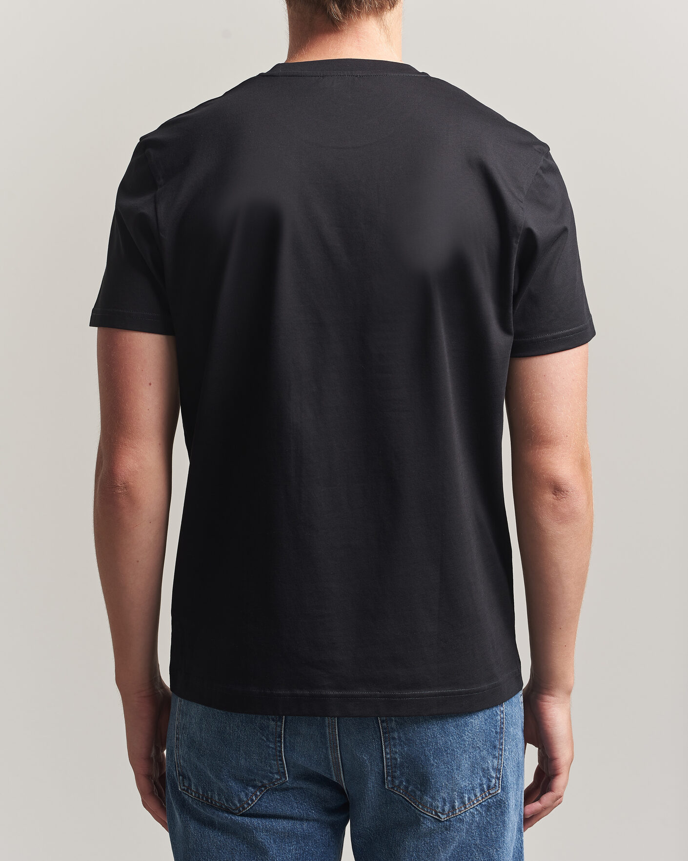 Mies | T-paidat | Sunspel | Riviera Midweight T-Shirt Black