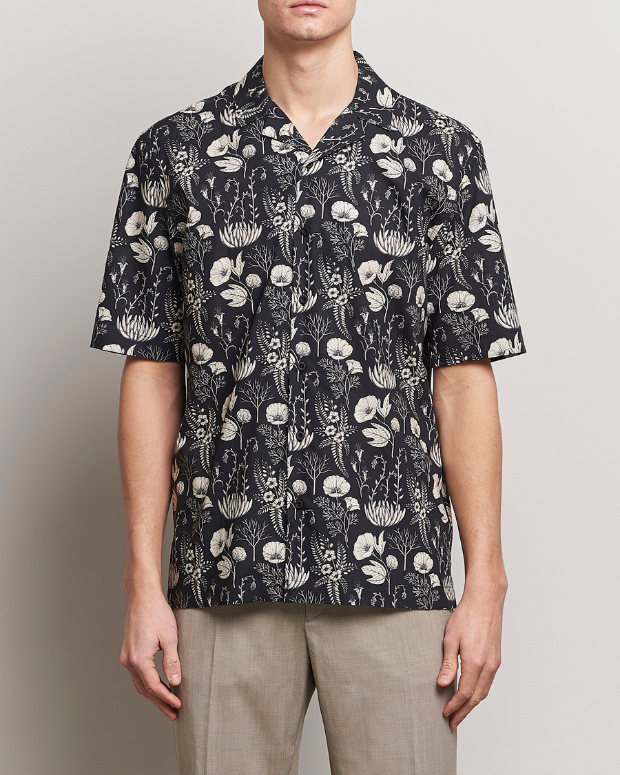 Mies |  | Sunspel | Katie Scott Short Sleeve Printed Resort Shirt Black