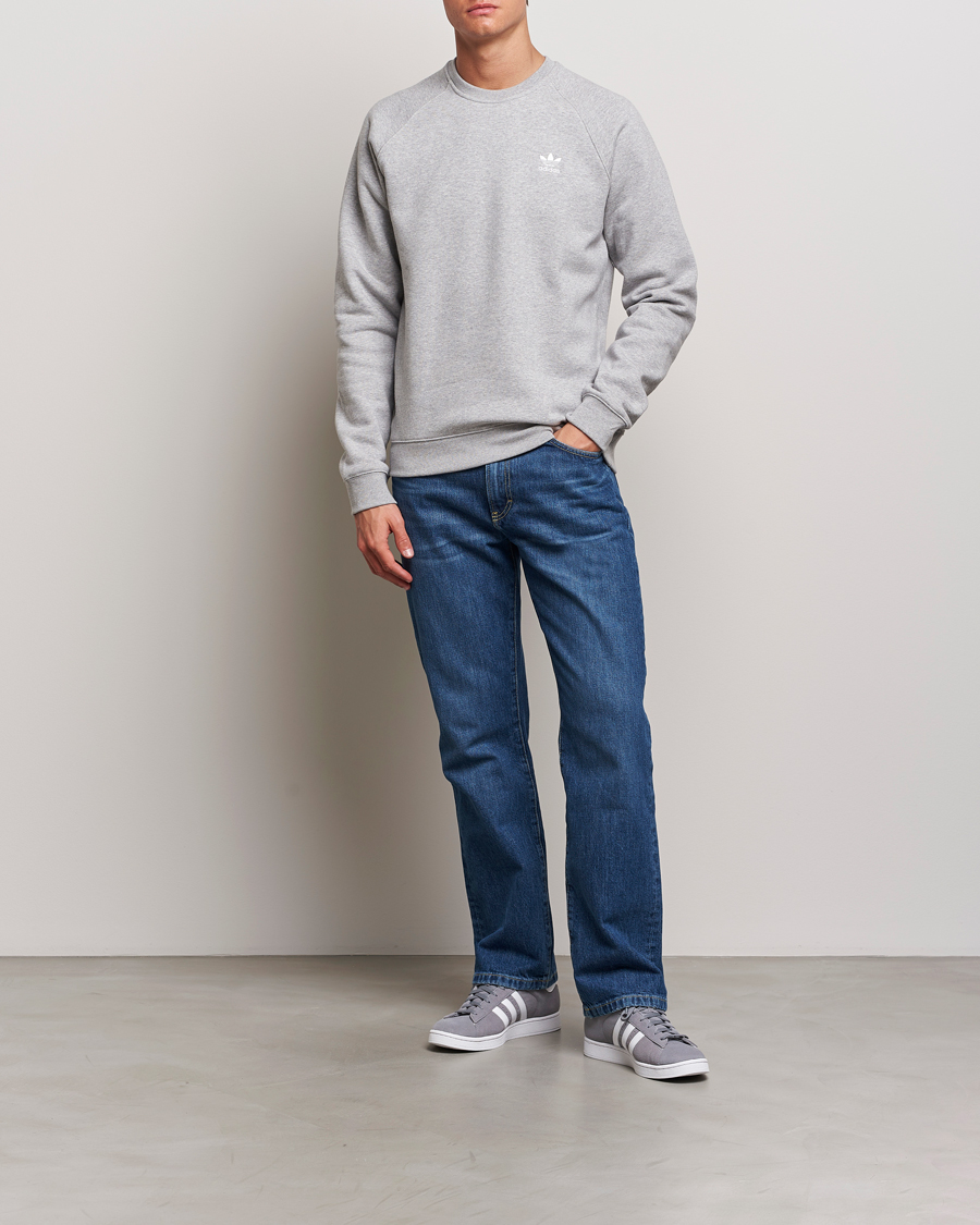 Mies | Puserot | adidas Originals | Essential Crew Neck Sweatshirt Grey Melange