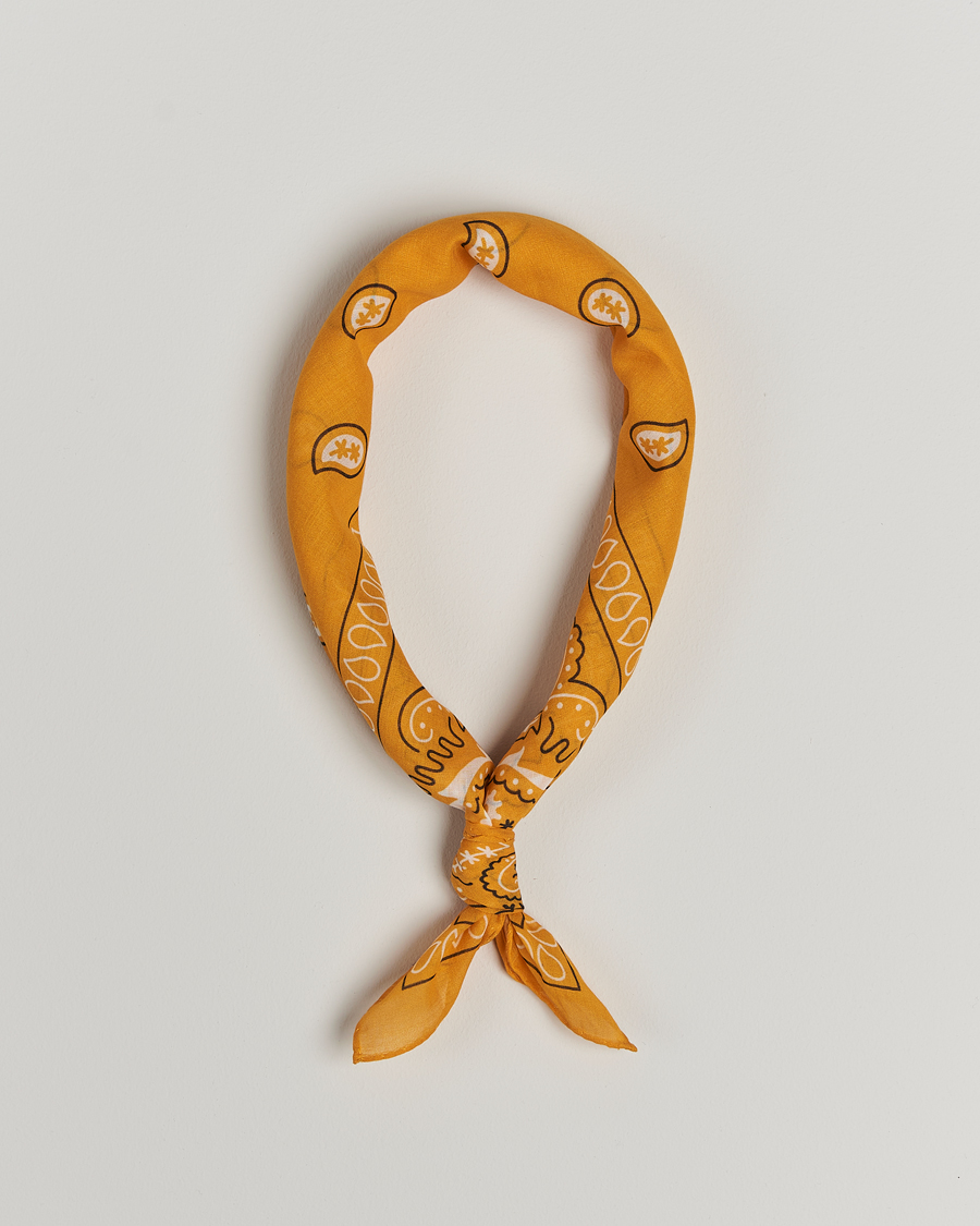 Mies | Amanda Christensen Cotton Voilé Printed Paisley Bandana Yellow | Amanda Christensen | Cotton Voilé Printed Paisley Bandana Yellow