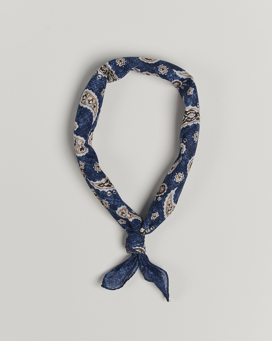 Mies | Amanda Christensen Cotton Voilé Printed Paisley Bandana Navy | Amanda Christensen | Cotton Voilé Printed Paisley Bandana Navy