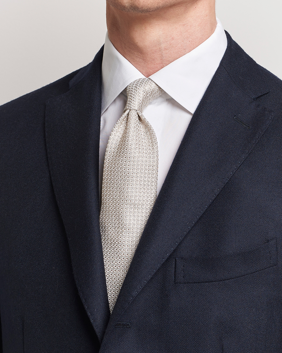 Mies | Solmiot | Amanda Christensen | Silk Grenadine 8 cm Tie Beige