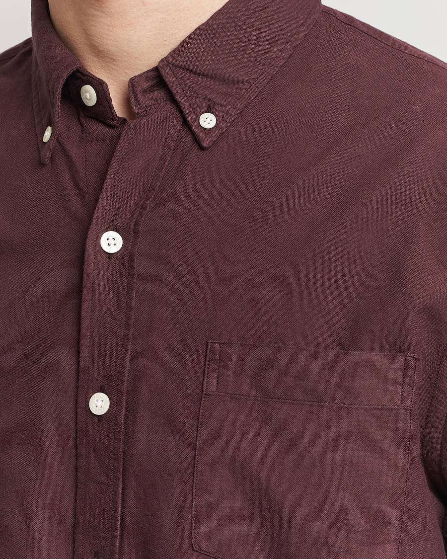 Mies | Kauluspaidat | Colorful Standard | Classic Organic Oxford Button Down Shirt Oxblood Red