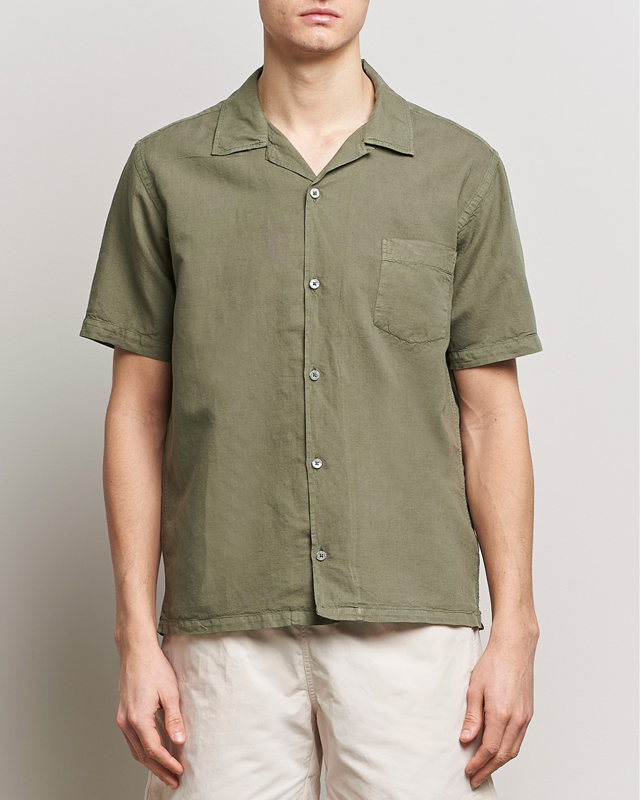 Mies | Pellavapaidat | Colorful Standard | Cotton/Linen Short Sleeve Shirt Dusty Olive