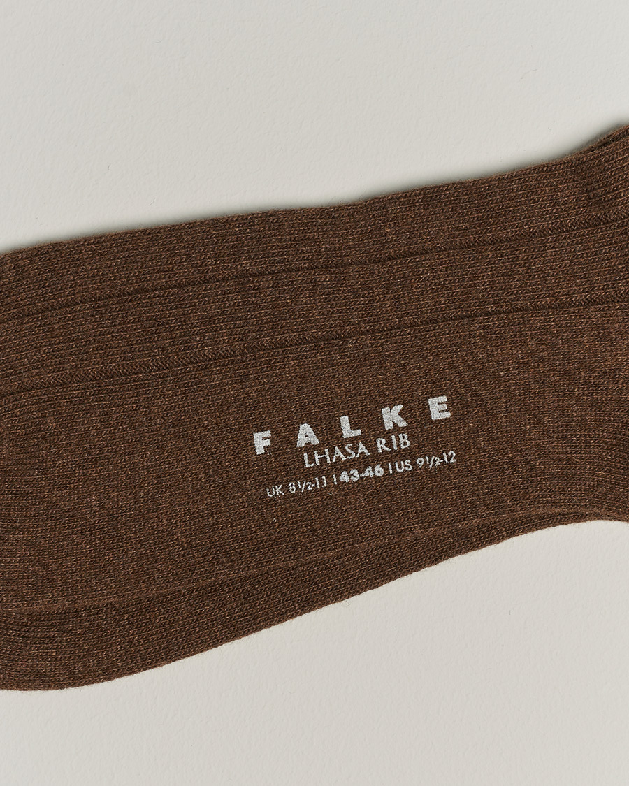 Mies | Wardrobe Basics | Falke | Lhasa Cashmere Socks Humus