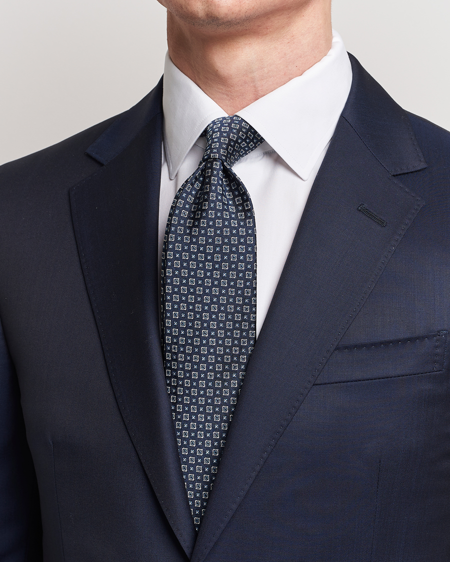 Mies | Brioni Medallion Silk Tie Navy | Brioni | Medallion Silk Tie Navy