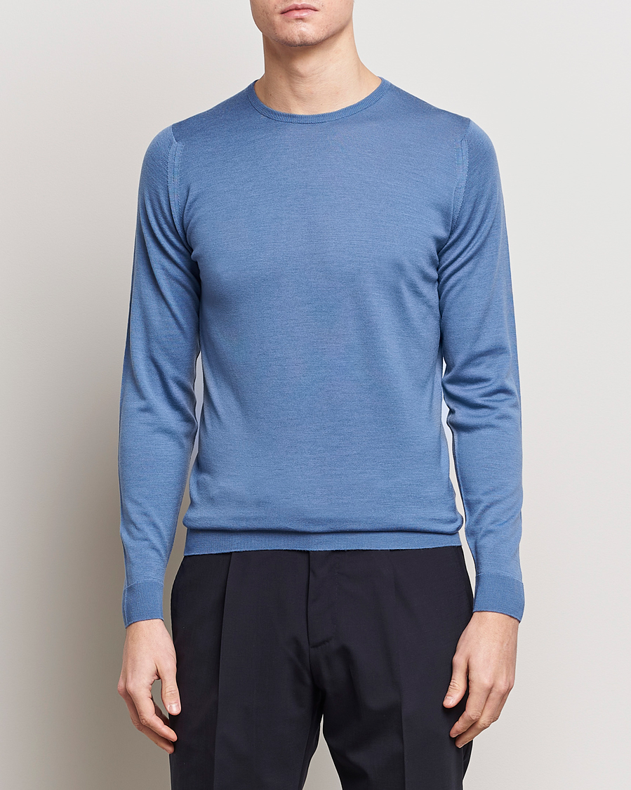 Mies | Puserot | John Smedley | Lundy Extra Fine Merino Crew Neck Riviera Blue