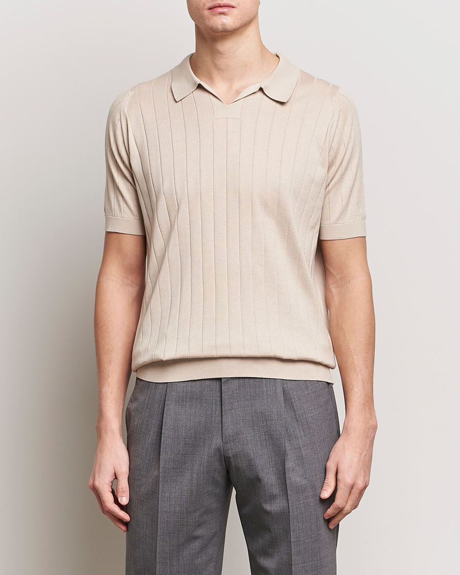 Mies | Pikeet | John Smedley | Roper Open Collar Sea Island Polo Almond