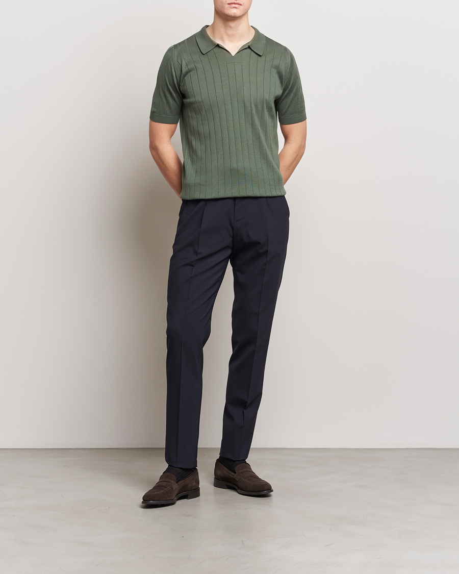 Mies | Pikeet | John Smedley | Roper Open Collar Sea Island Polo Palm Green
