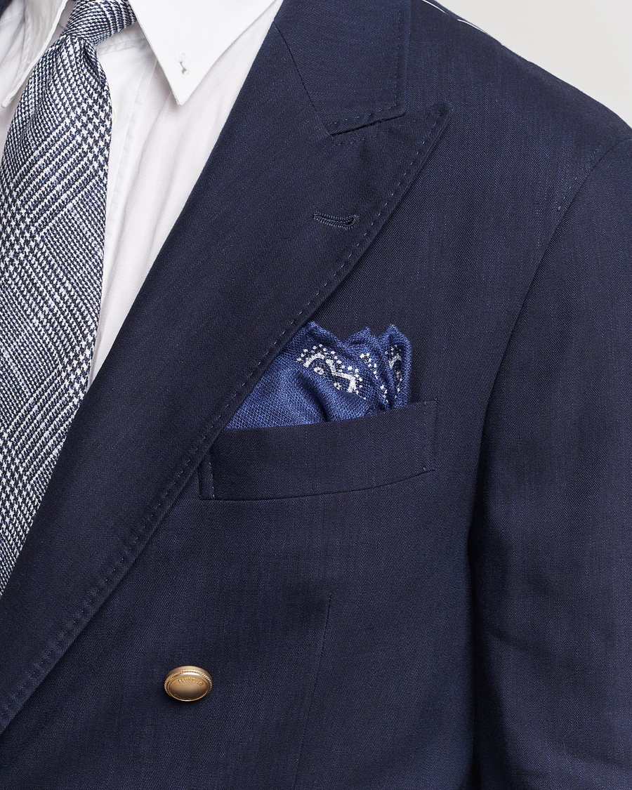 Mies | Brunello Cucinelli Paisley Silk Pocket Square Navy | Brunello Cucinelli | Paisley Silk Pocket Square Navy