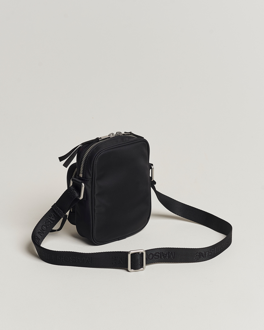 Mies | Maison Kitsuné The Traveller Crossbody Pouch Black | Maison Kitsuné | The Traveller Crossbody Pouch Black