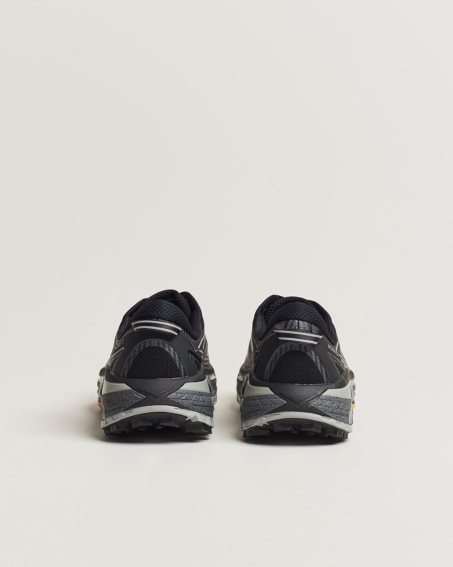 Mies | Maastojuoksukengät | Hoka | One Mafate Speed 2 Black/Castlerock