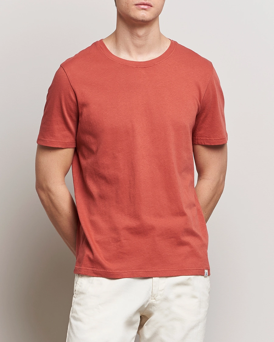 Mies | Vaatteet | Merz b. Schwanen | Organic Cotton Washed Crew Neck T-Shirt Newman Red