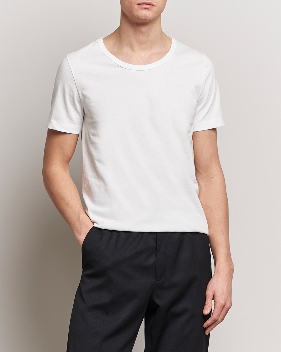 Mies | Wardrobe Basics | Merz b. Schwanen | 1970s Classic Loopwheeled V-Neck T-Shirt White
