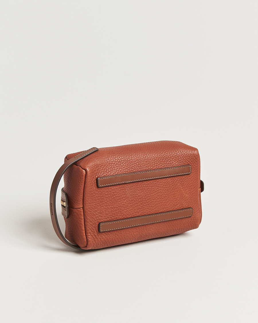Mies | Laukut | Mismo | Groom Pebbled Leather Washbag Tabac/Cuoio