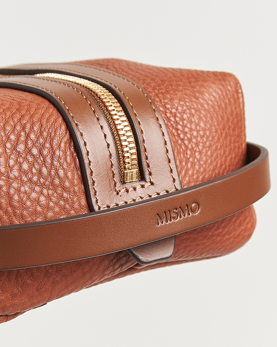 Mies | Laukut | Mismo | Groom Pebbled Leather Washbag Tabac/Cuoio