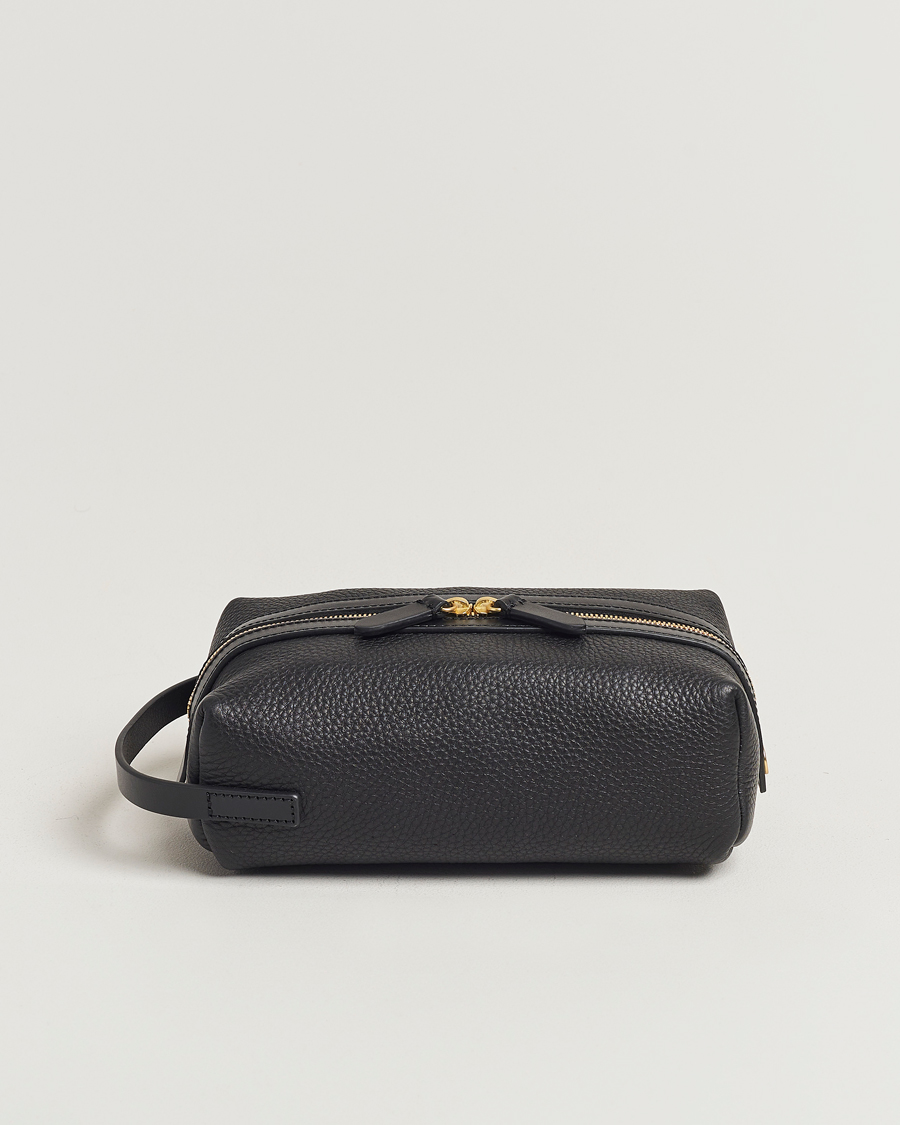 Mies | Laukut | Mismo | Groom Pebbled Leather Washbag Black
