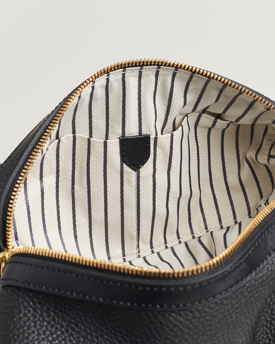 Mies | Laukut | Mismo | Groom Pebbled Leather Washbag Black