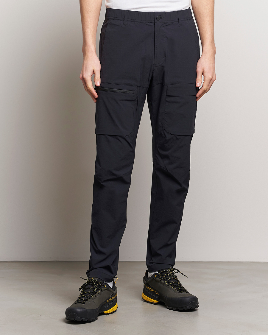 Mies | Housut | Peak Performance | Light Cargo Pants Black