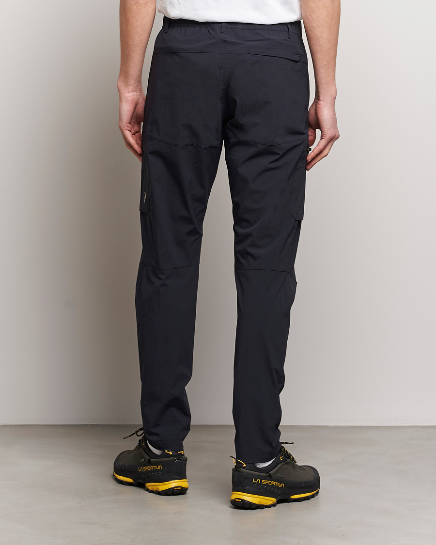 Mies | Housut | Peak Performance | Light Cargo Pants Black