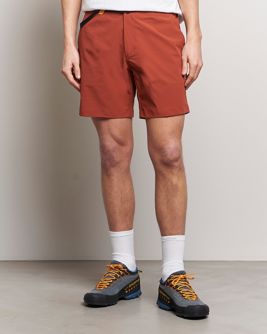 Mies | Shortsit | Peak Performance | Vislight Light Shorts Spiced