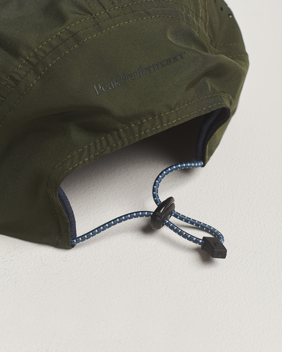 Mies | Peak Performance Lightweight Cap Pine Needle/Salute Blue | Peak Performance | Lightweight Cap Pine Needle/Salute Blue