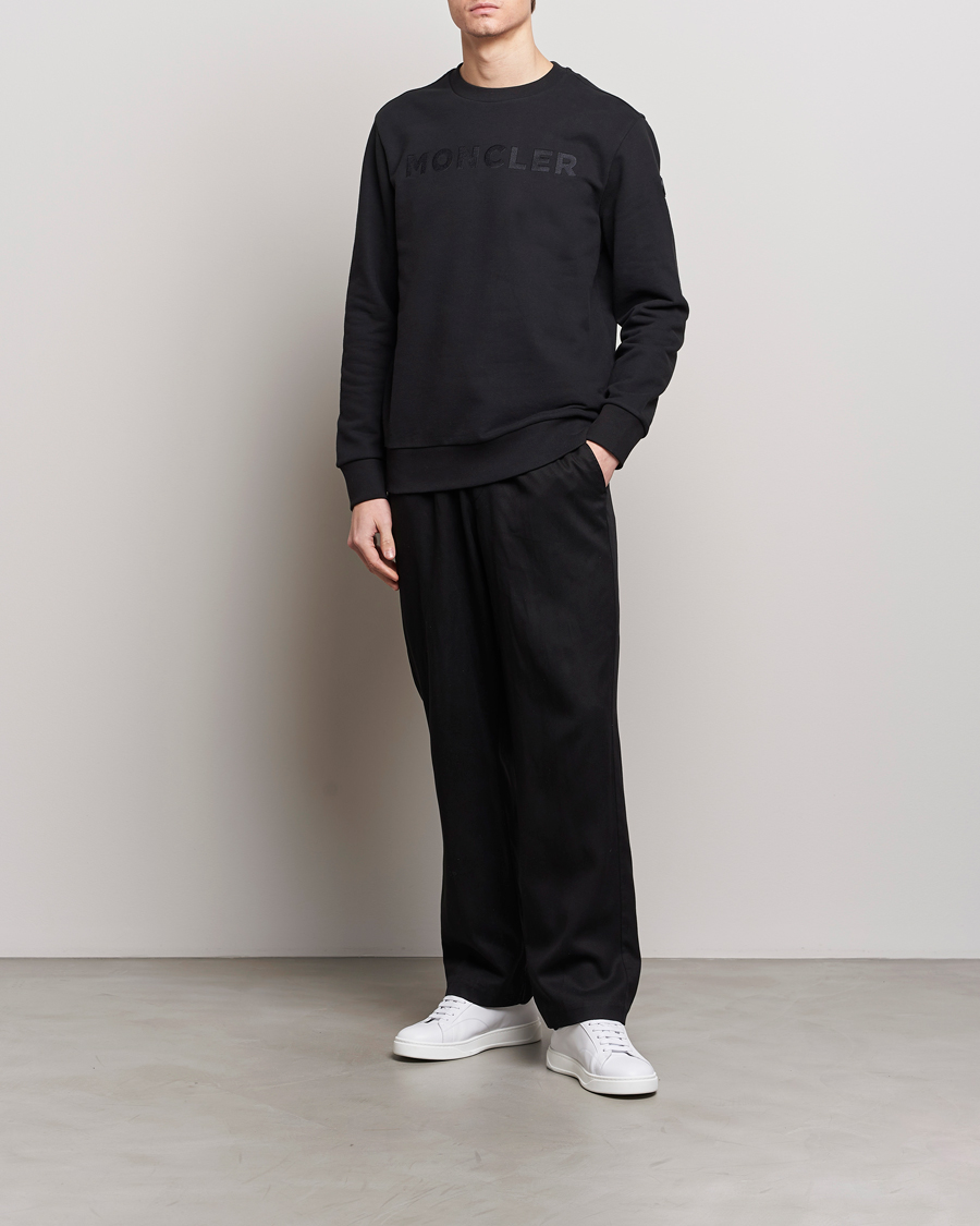 Mies | Puserot | Moncler | Simple Logo Sweatshirt Black