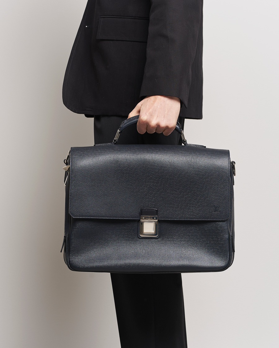 Mies | Louis Vuitton Pre-Owned Vassili Briefcase Navy | Louis Vuitton Pre-Owned | Vassili Briefcase Navy