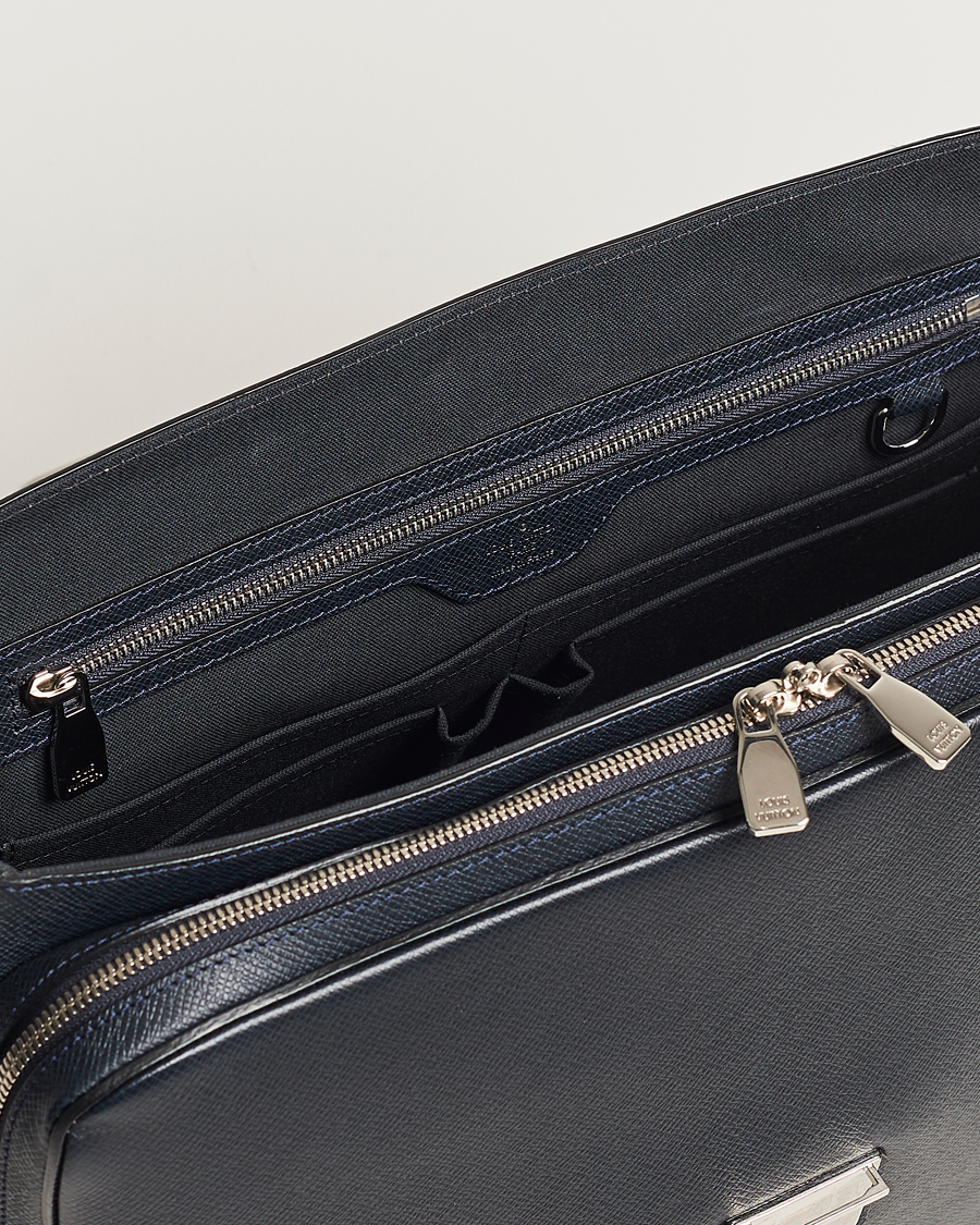 Mies | Louis Vuitton Pre-Owned Vassili Briefcase Navy | Louis Vuitton Pre-Owned | Vassili Briefcase Navy