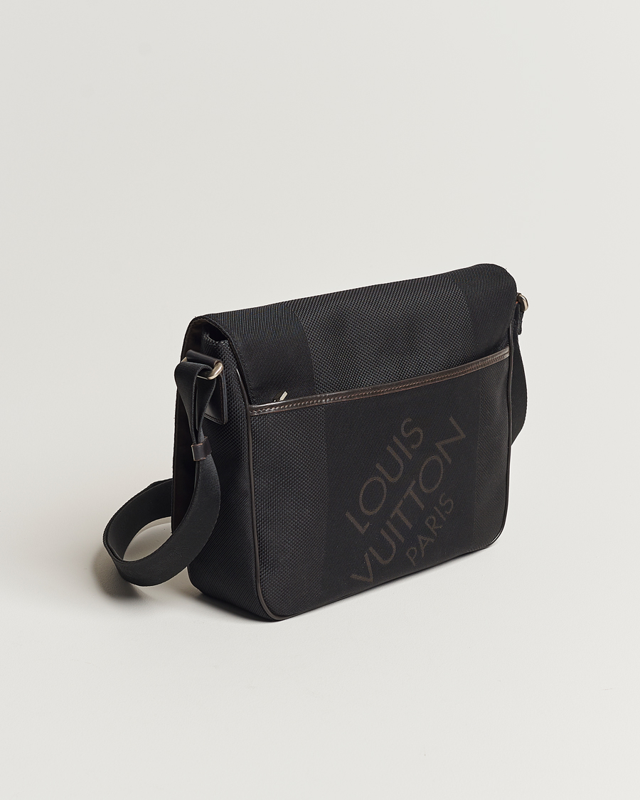 Mies | Louis Vuitton Pre-Owned Canvas Messenger Bag Damier Geant | Louis Vuitton Pre-Owned | Canvas Messenger Bag Damier Geant