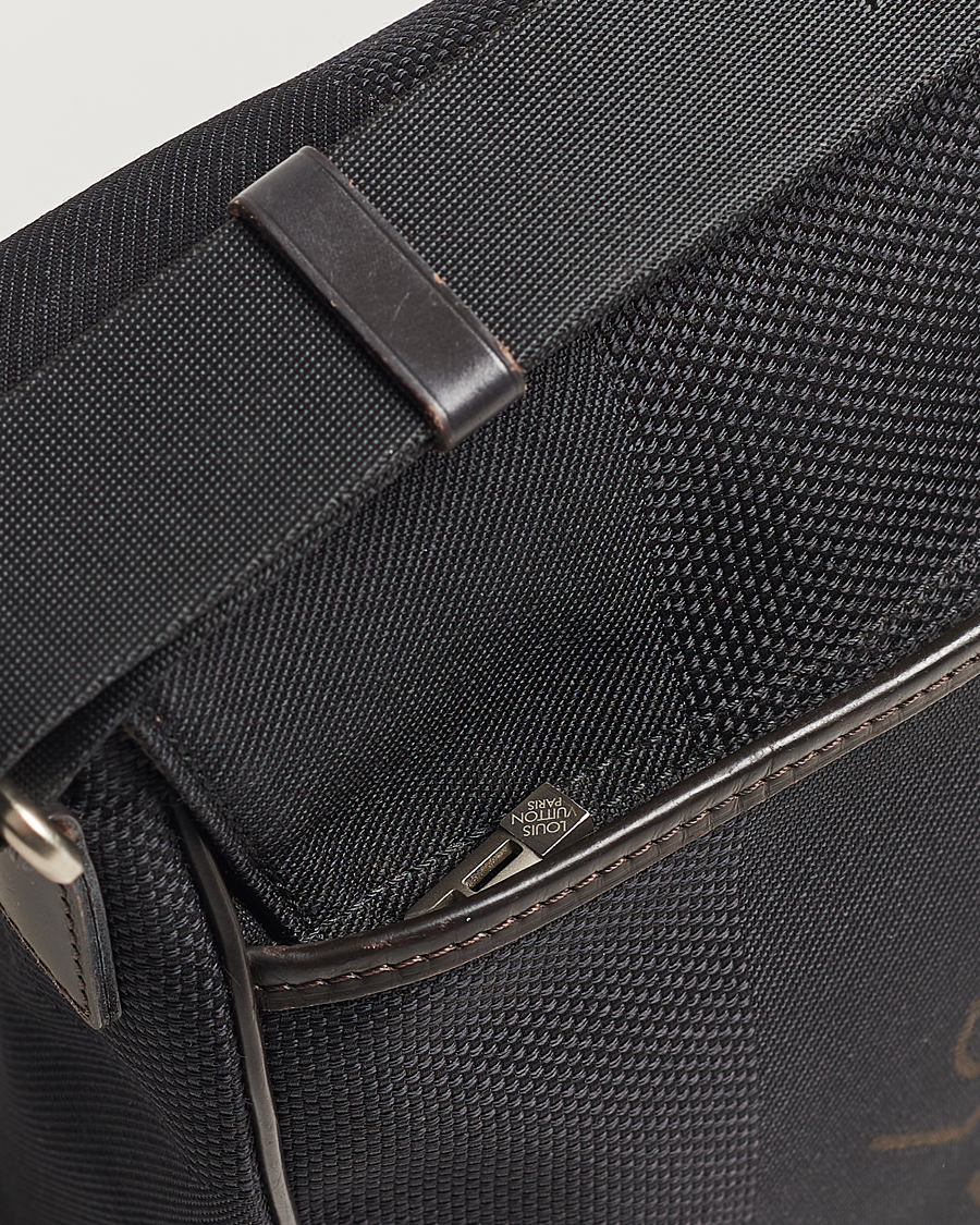 Mies | Louis Vuitton Pre-Owned Canvas Messenger Bag Damier Geant | Louis Vuitton Pre-Owned | Canvas Messenger Bag Damier Geant
