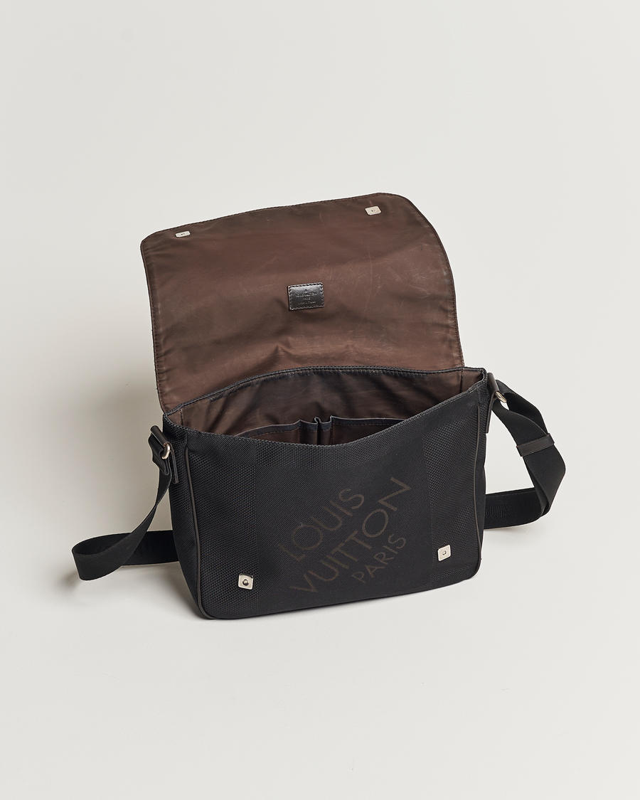 Mies | Louis Vuitton Pre-Owned Canvas Messenger Bag Damier Geant | Louis Vuitton Pre-Owned | Canvas Messenger Bag Damier Geant