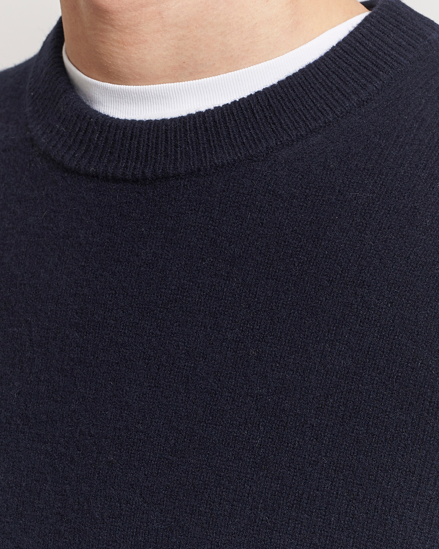 Mies | Puserot | Samsøe Samsøe | Isak Crew Neck Salute